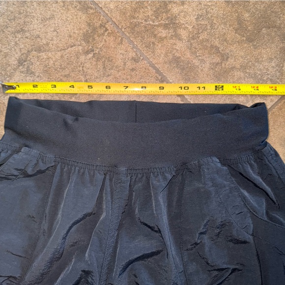 EUC - ZUMBA Wear Adjustable Cargo Workout Pants - Picture 9 of 11